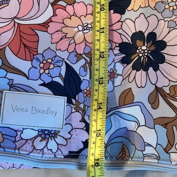 Vera Bradley Deluxe Very Large Family Tote in Aloha Blooms pattern - Picture 7 of 10